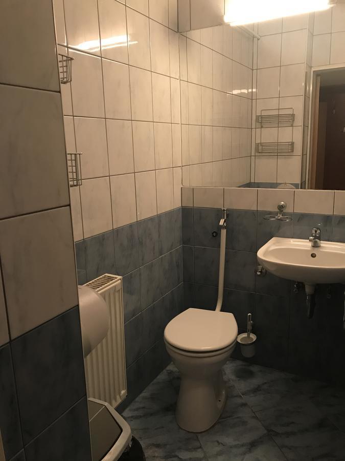 Sport Hotel 塔塔班亚 外观 照片